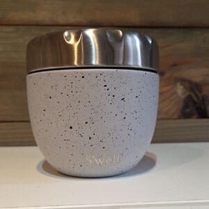 S'well Granite Speckle Container with Silver Lid